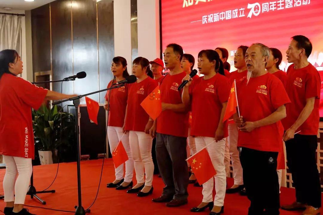 时尚女装设计师